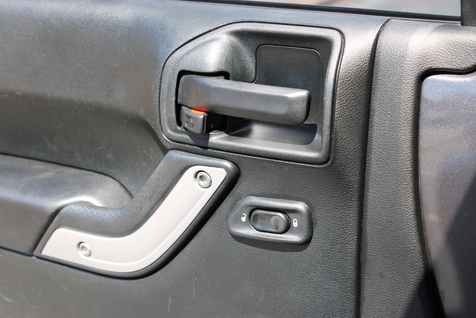 2018 Jeep Wrangler JK Sahara