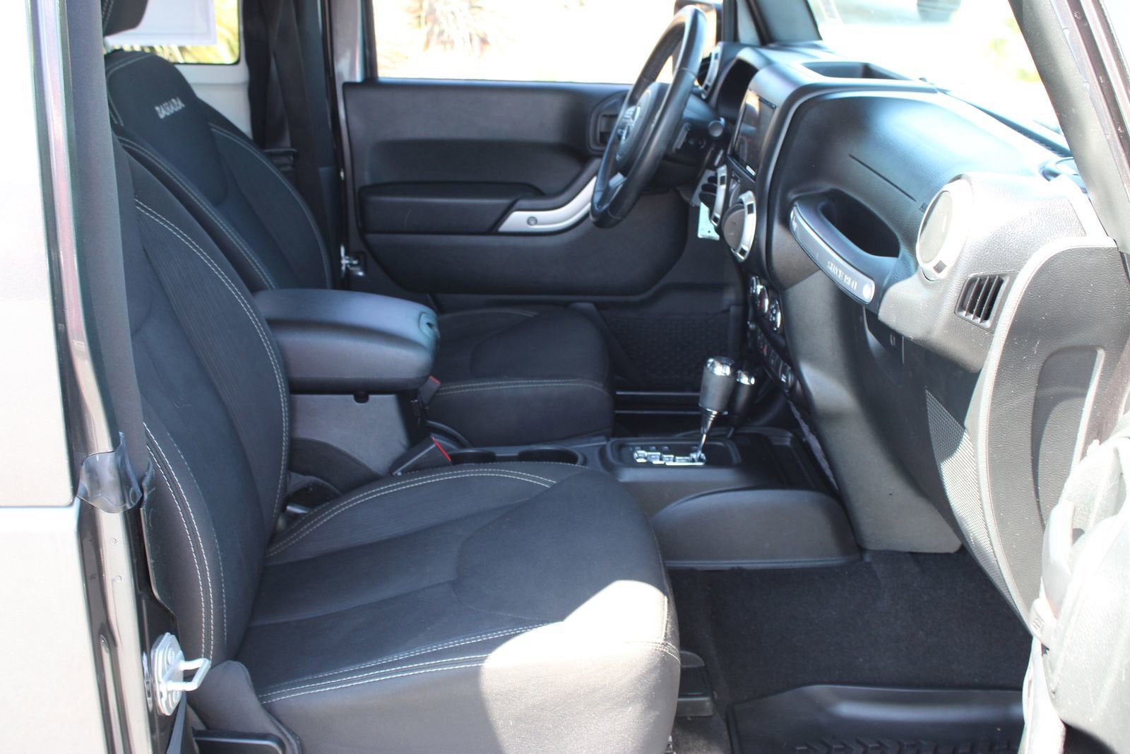 2018 Jeep Wrangler JK Sahara