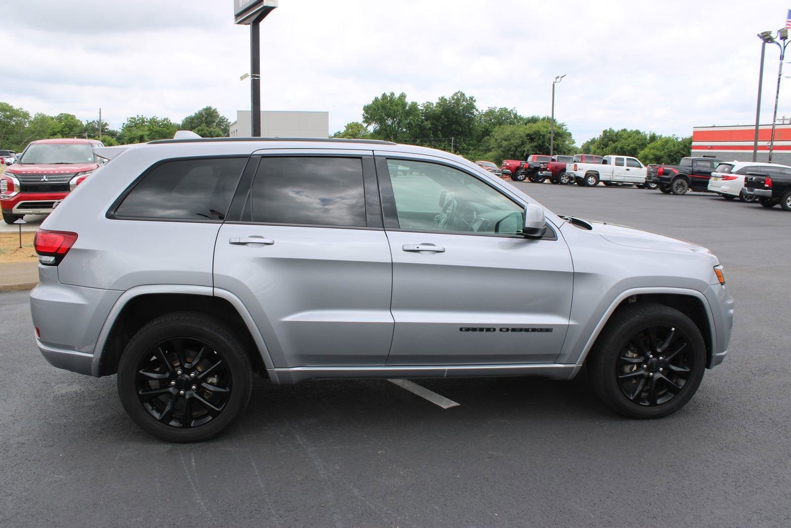 2020 Jeep Grand Cherokee Altitude