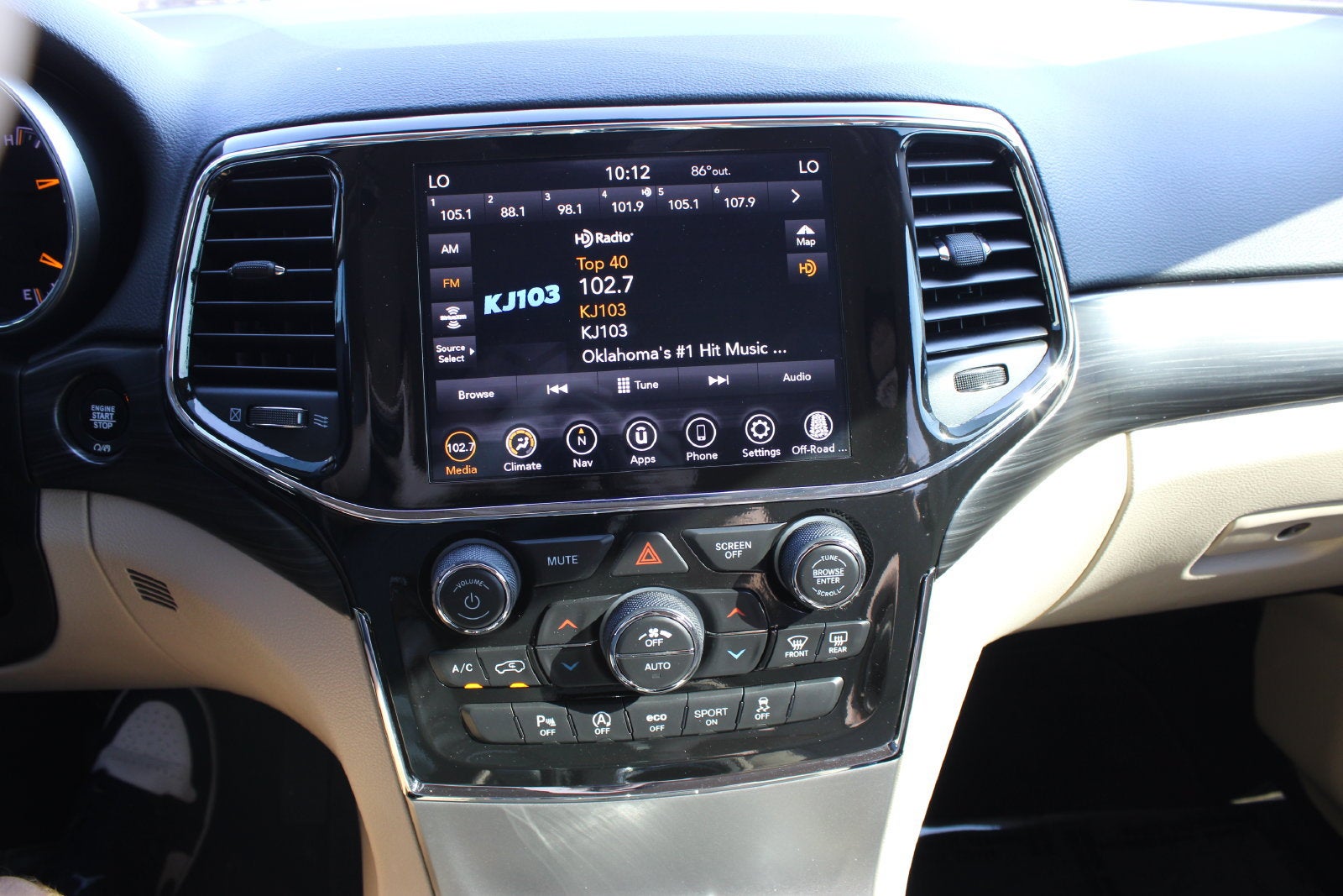 2022 Jeep Grand Cherokee WK Laredo E