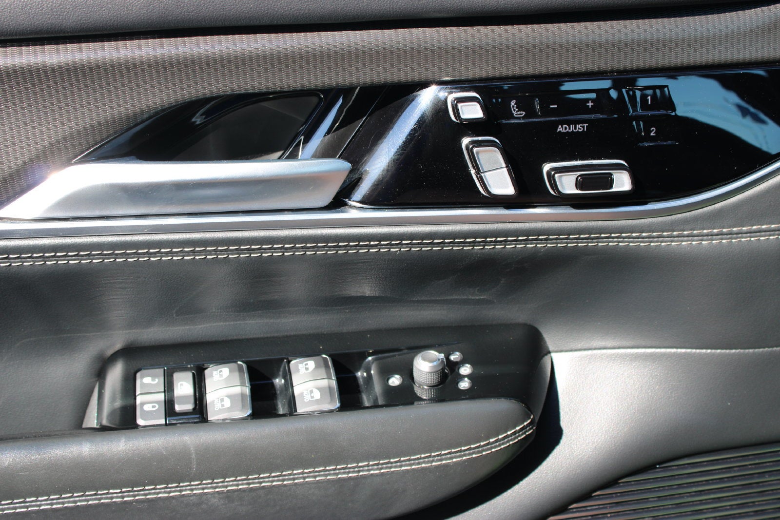 2024 Jeep Grand Wagoneer Series II Obsidian