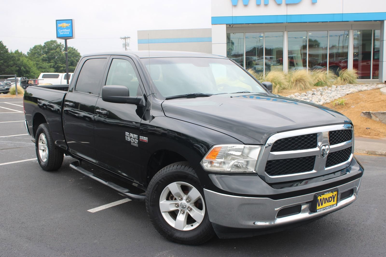 2021 RAM 1500 Classic SLT