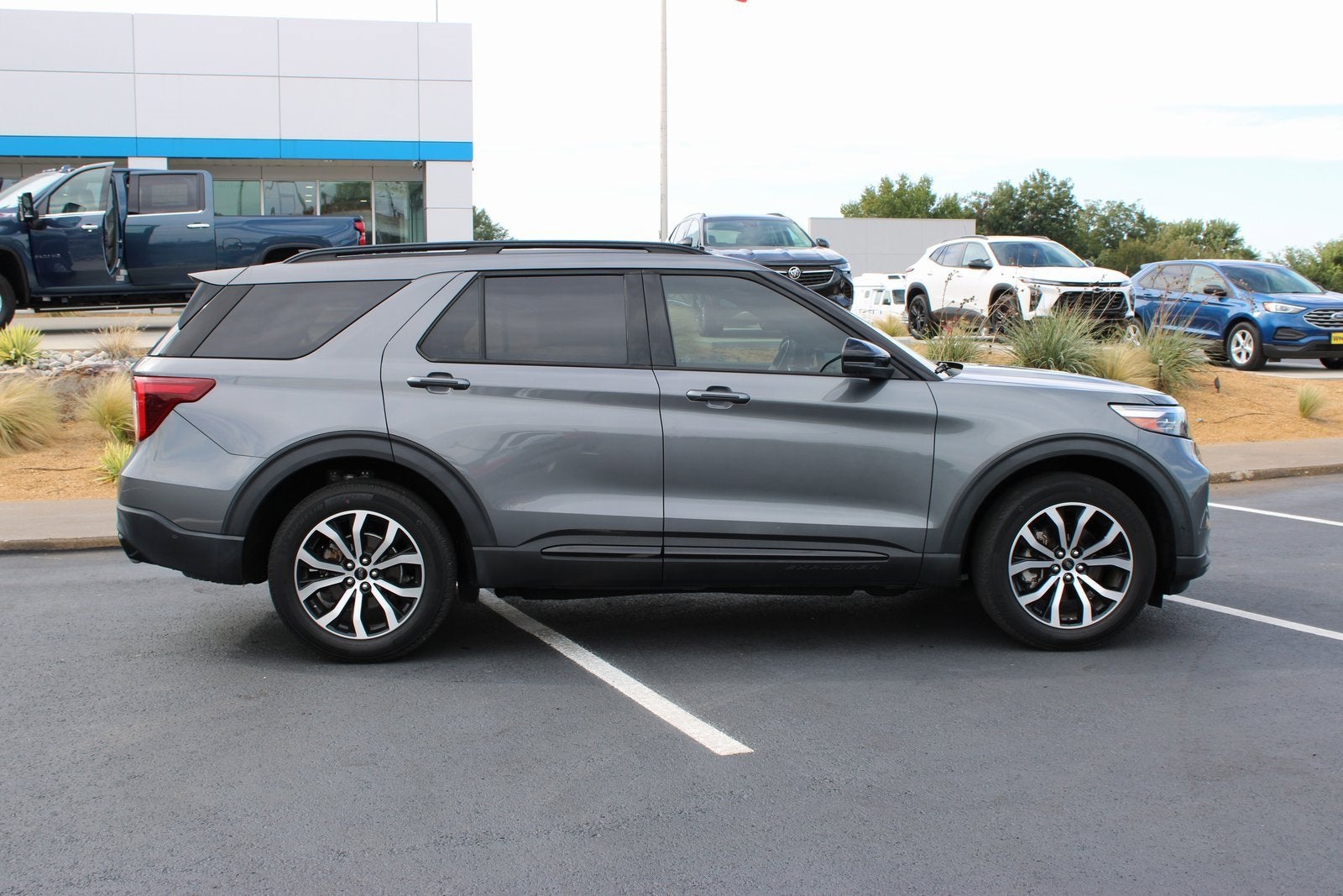 2021 Ford Explorer ST