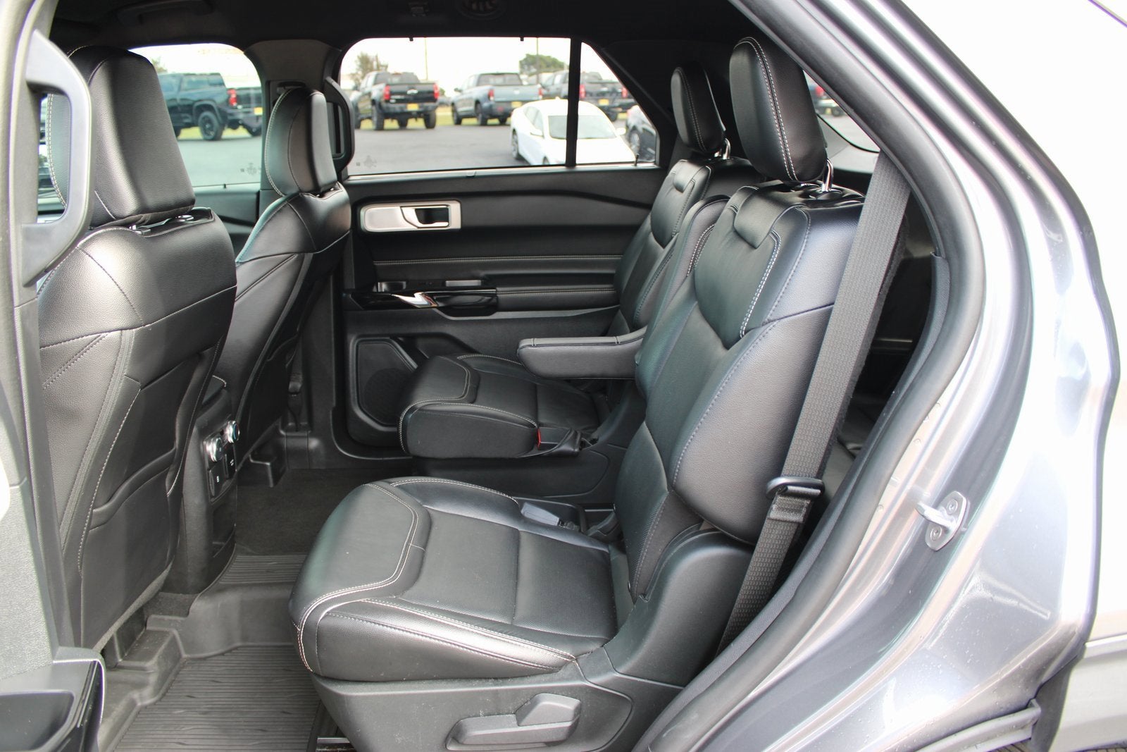 2021 Ford Explorer ST