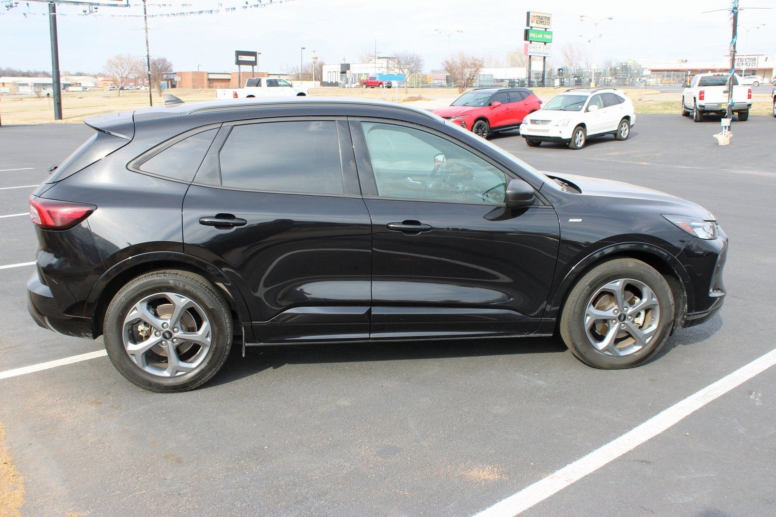 2024 Ford Escape ST-Line