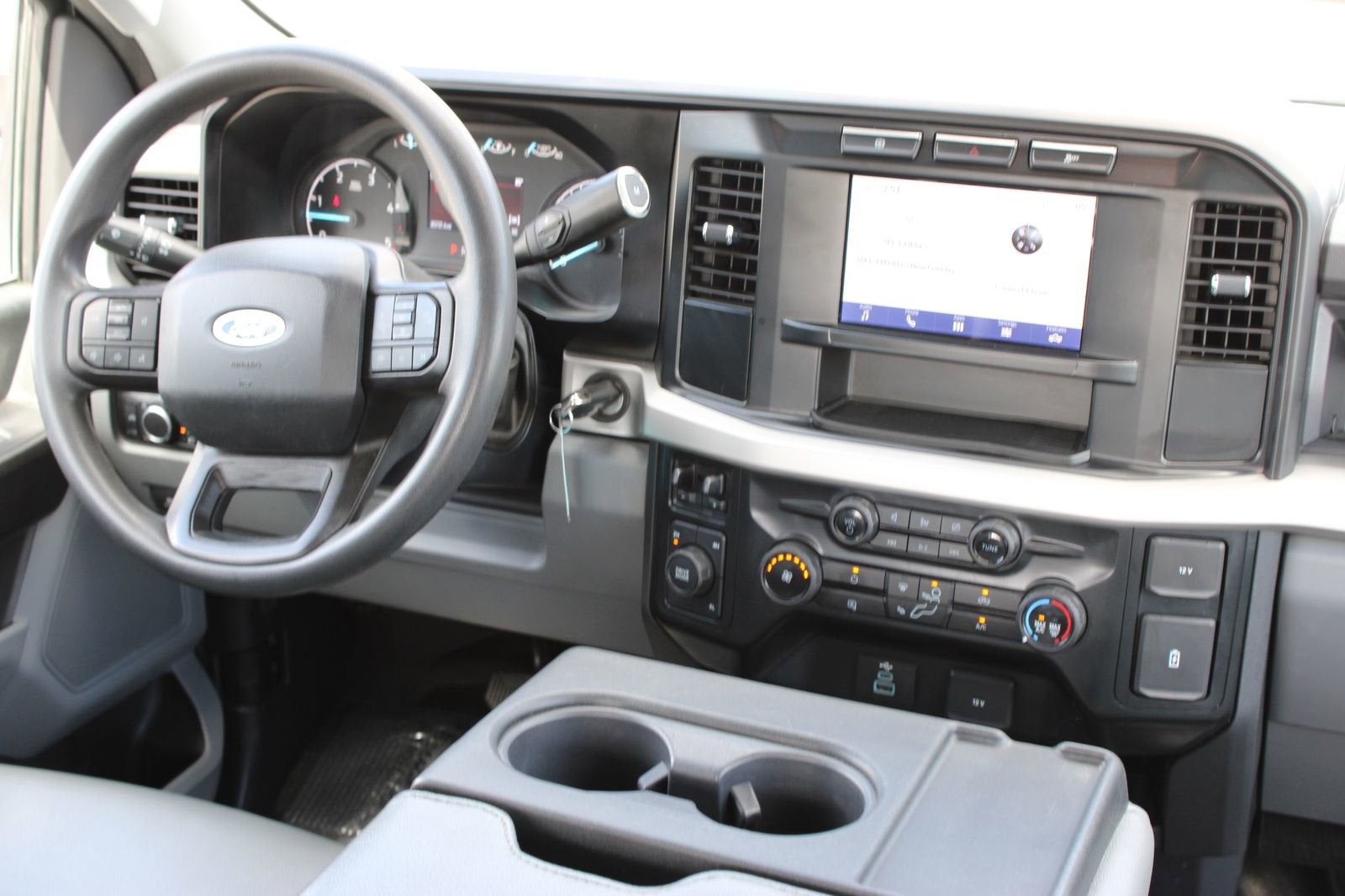 2024 Ford Super Duty F-350 SRW XL