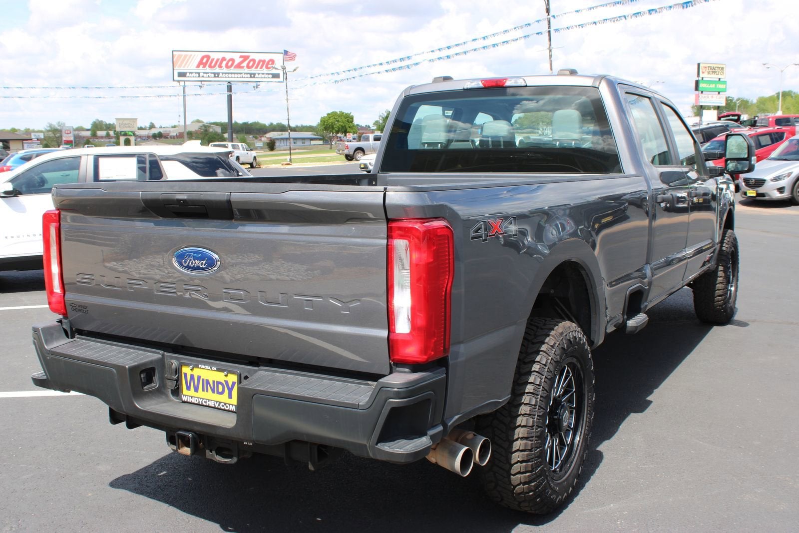 2024 Ford Super Duty F-350 SRW XL