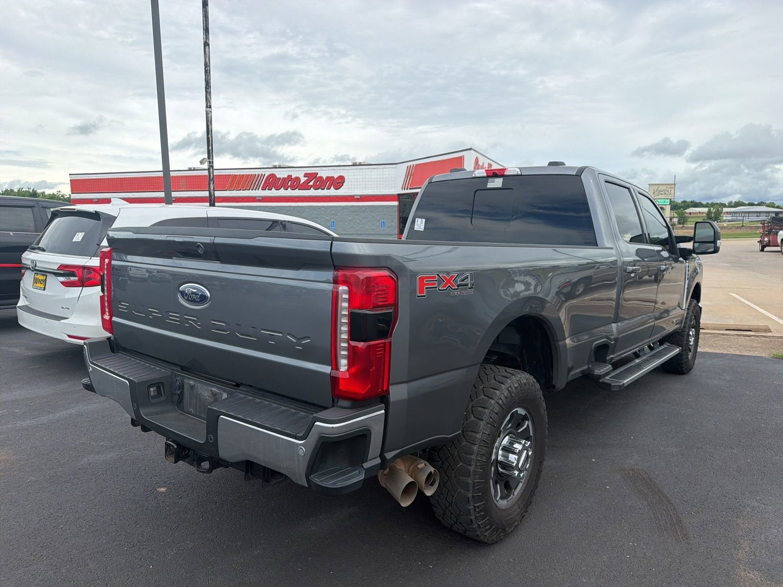 2024 Ford Super Duty F-350 SRW XL
