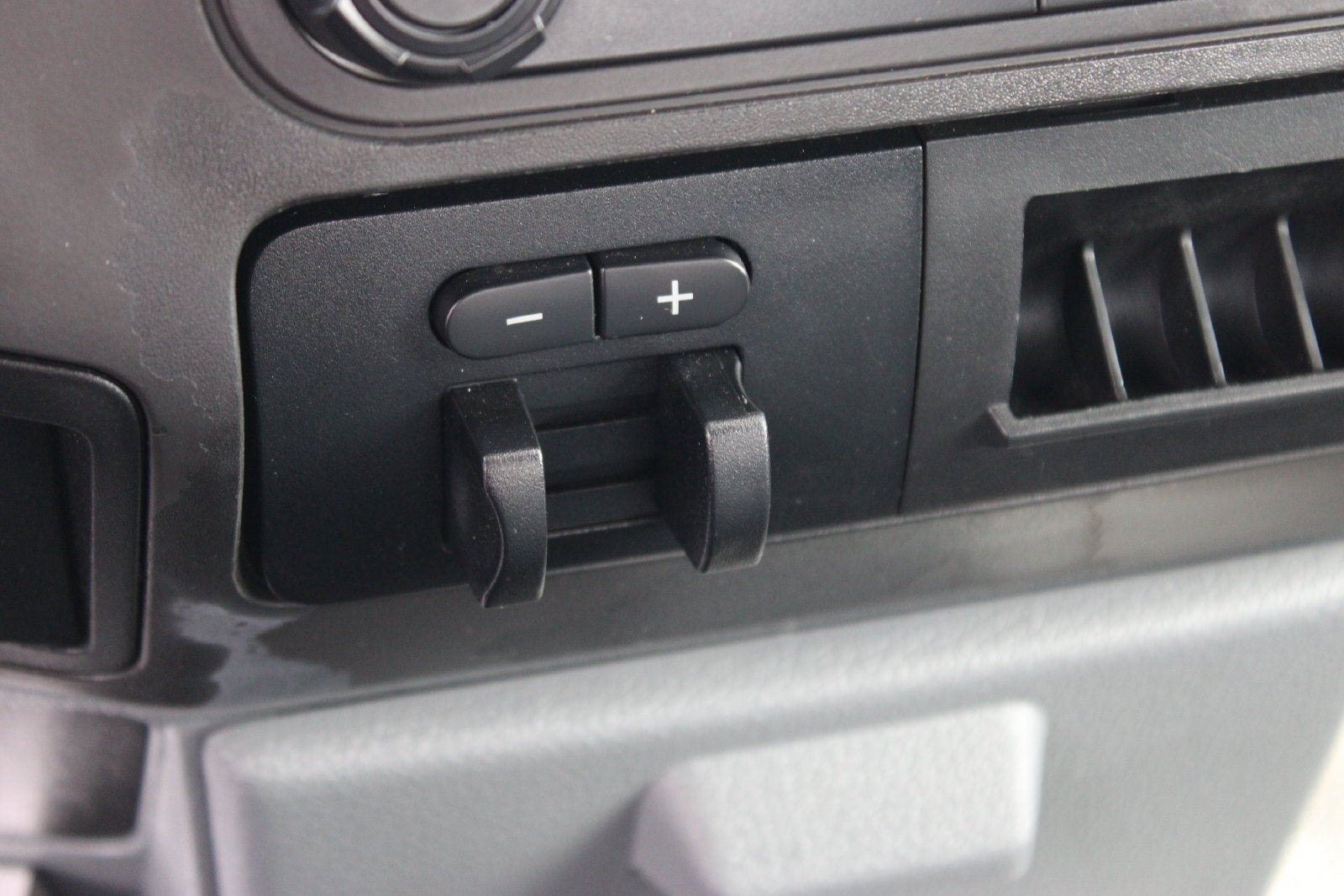 2014 Ford Super Duty F-350 SRW XL