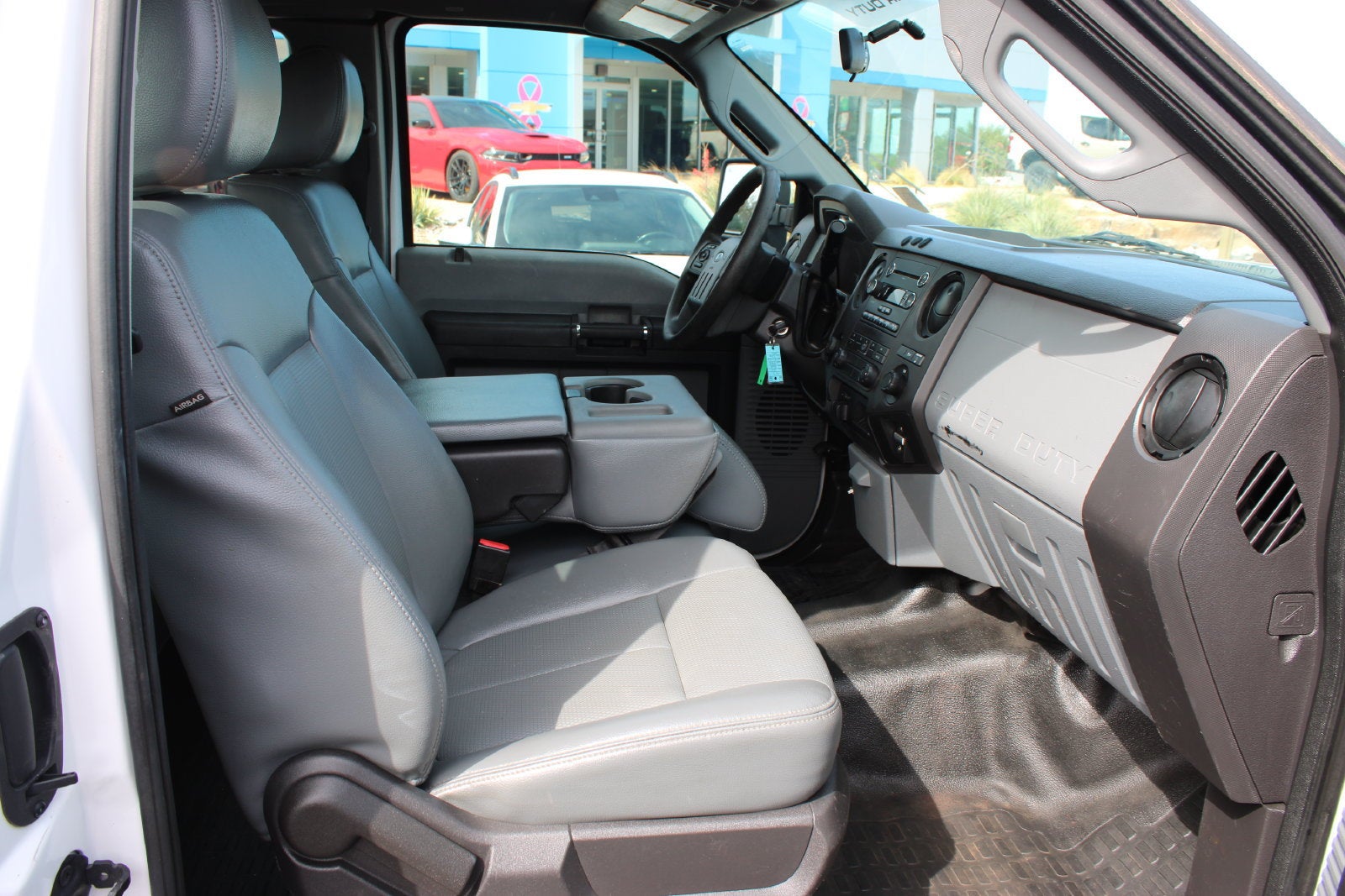 2014 Ford Super Duty F-350 SRW XL