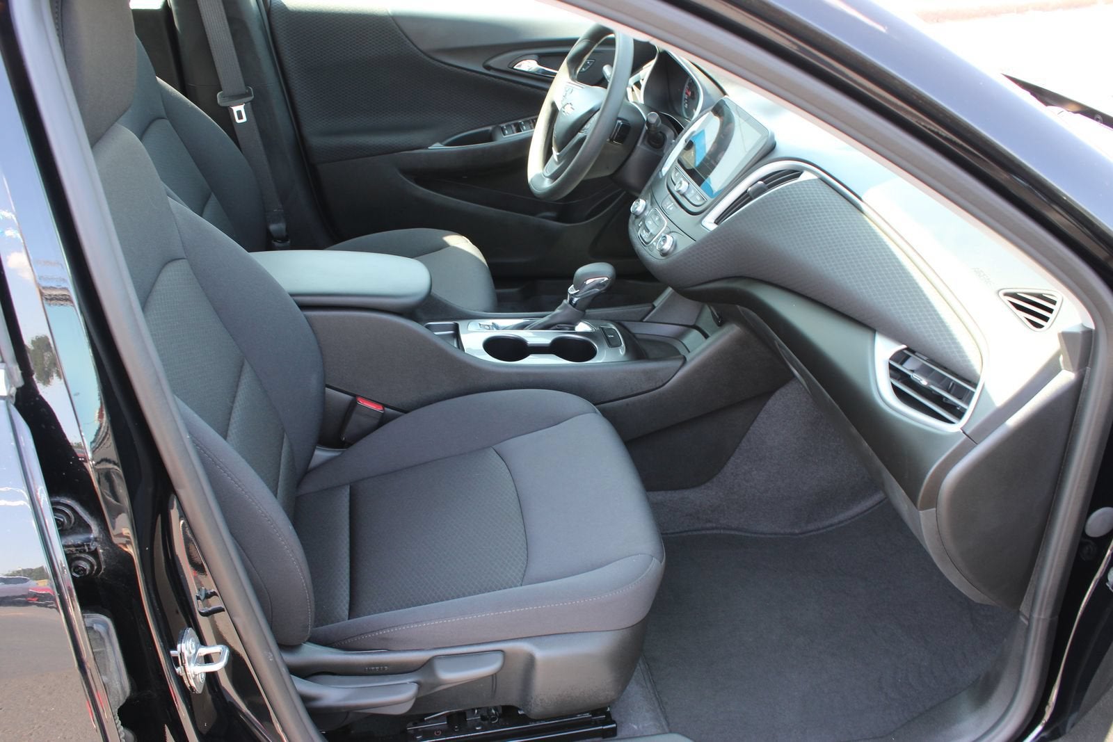2023 Chevrolet Malibu LS