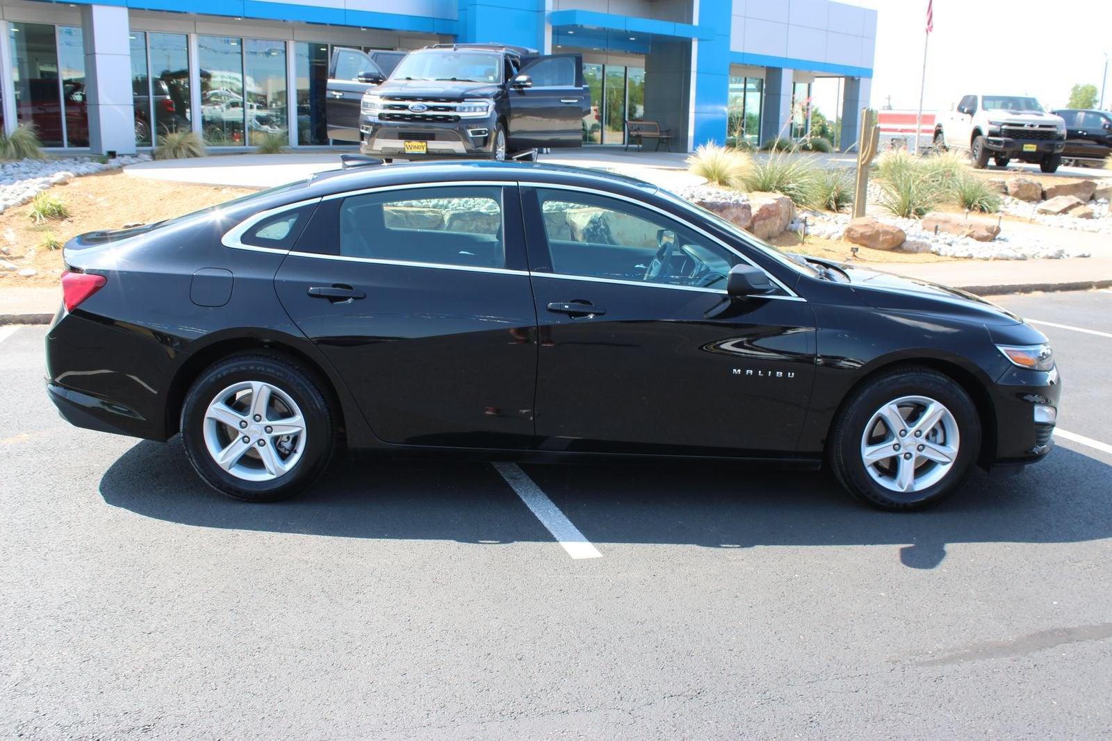2023 Chevrolet Malibu LS