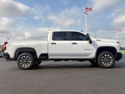 2026 Chevrolet Silverado 2500 HD Custom