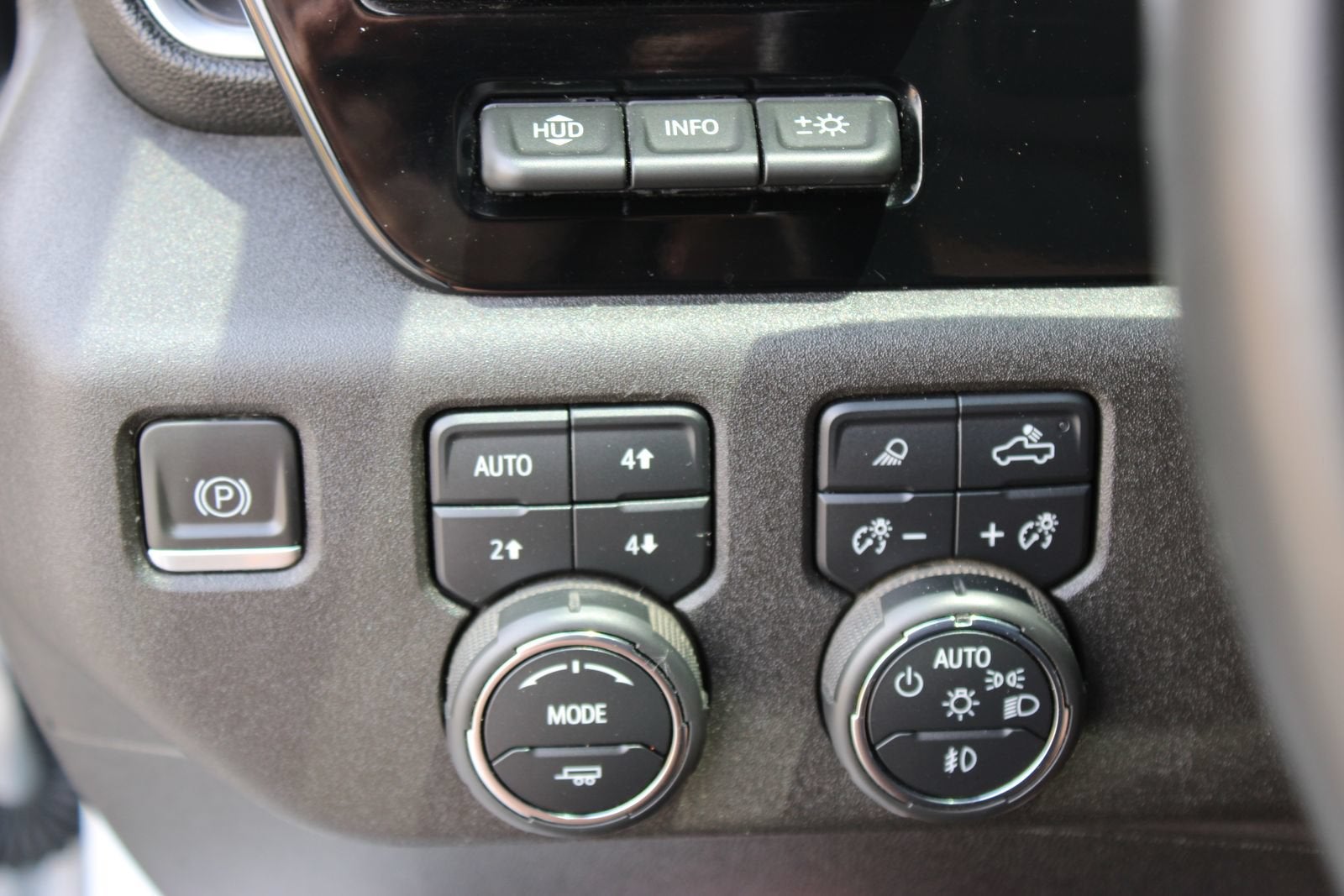 2024 Chevrolet Silverado 3500 HD High Country DRW