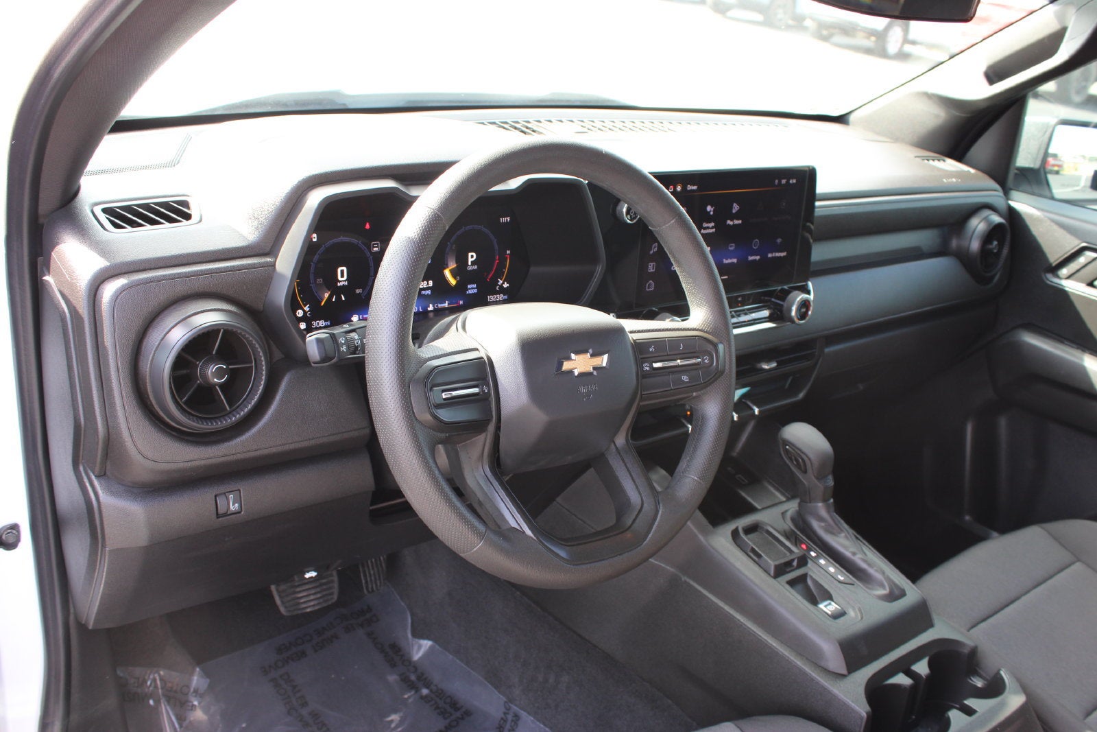 2024 Chevrolet Colorado WT