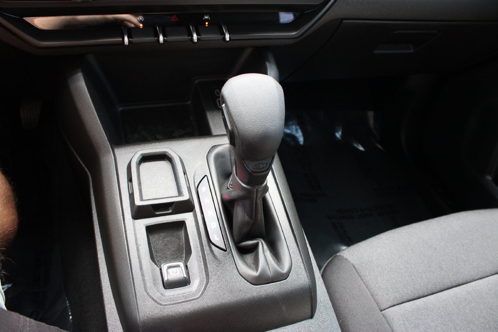 2024 Chevrolet Colorado WT
