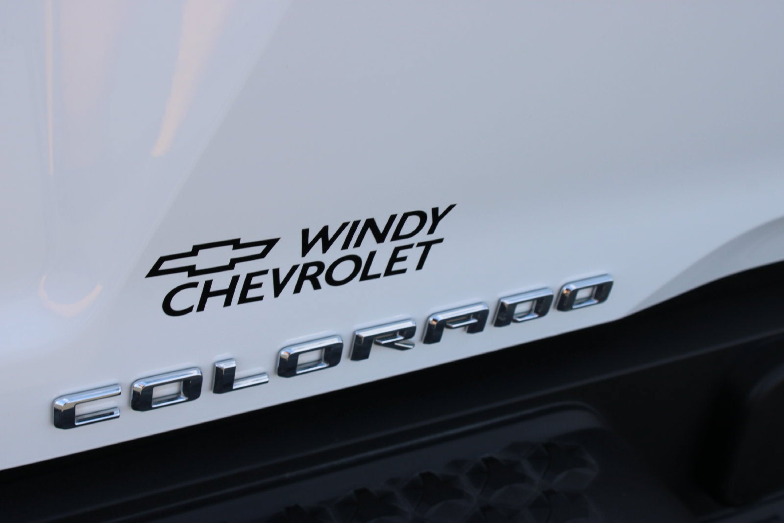 2024 Chevrolet Colorado WT
