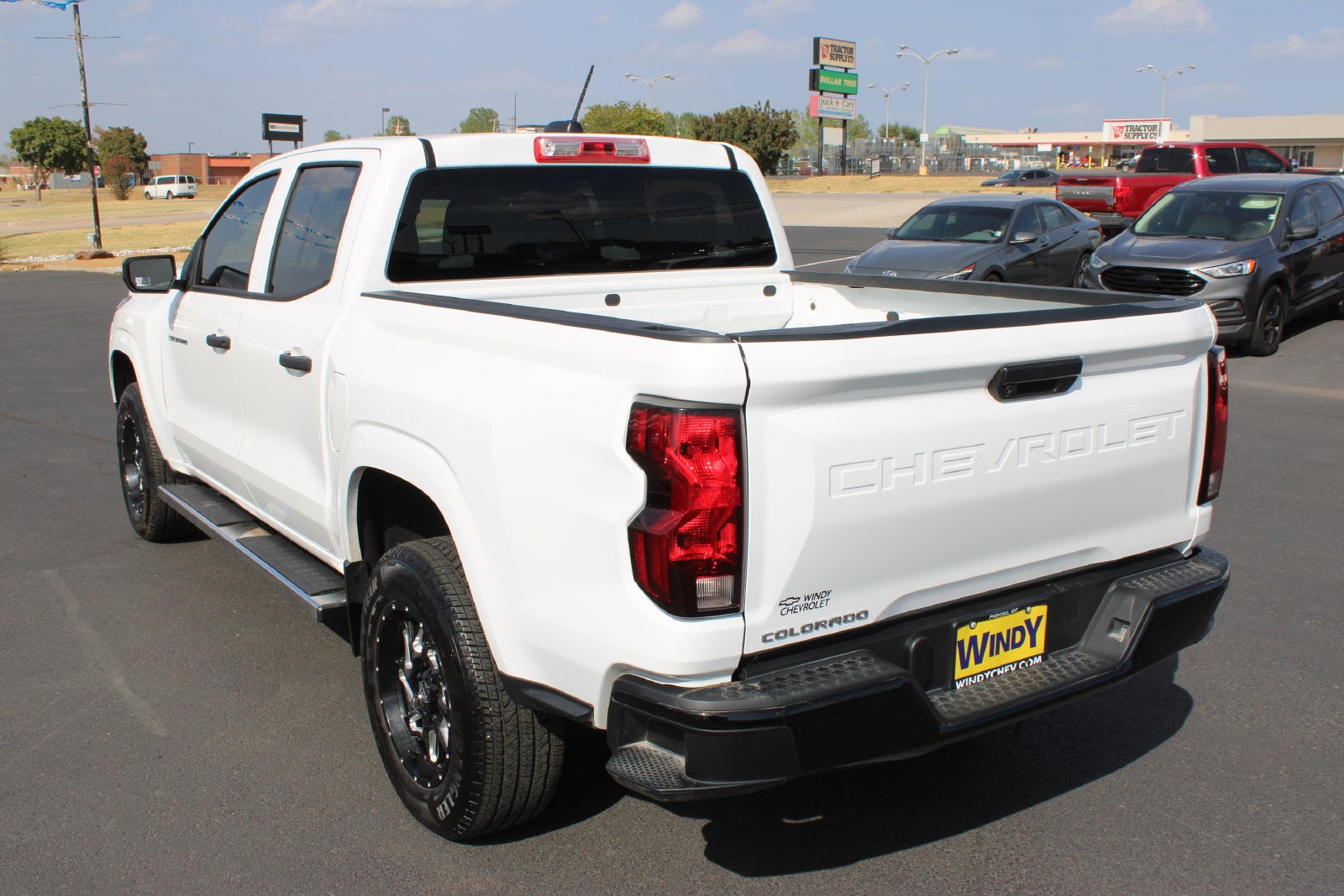 2024 Chevrolet Colorado WT