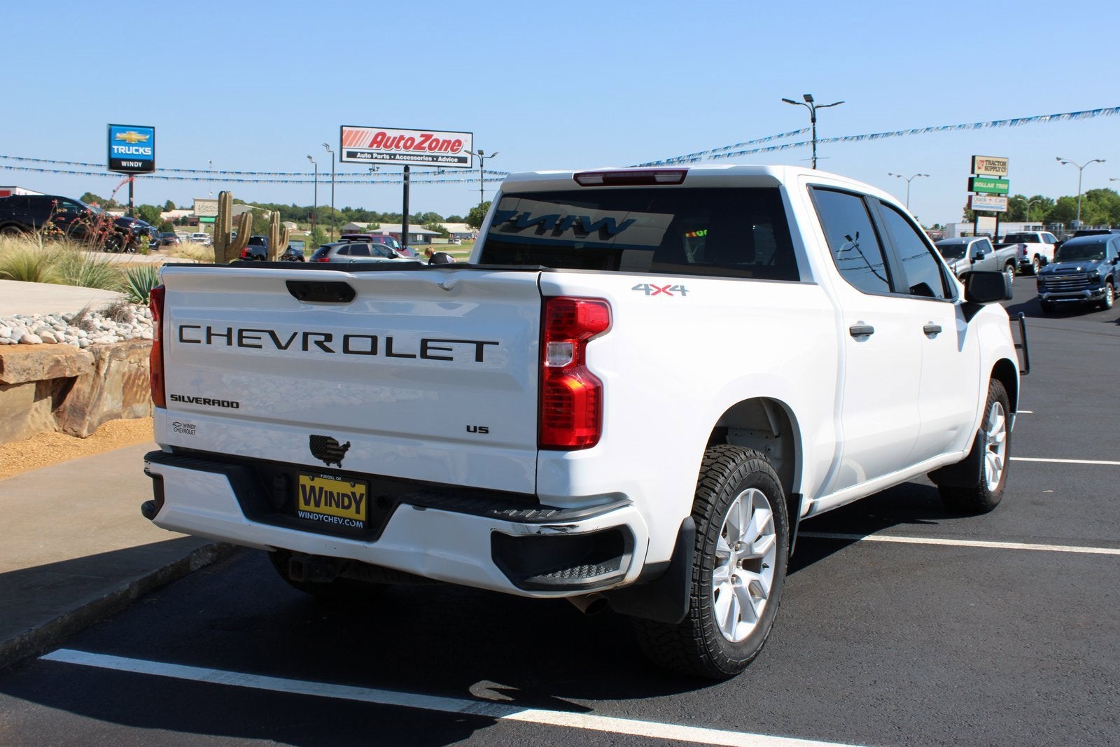 2023 Chevrolet Silverado 1500 Custom