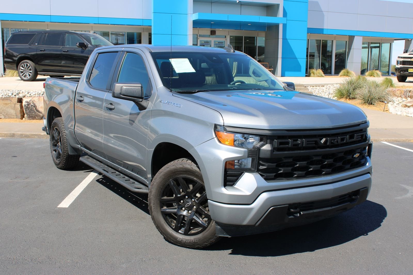 2023 Chevrolet Silverado 1500 Custom