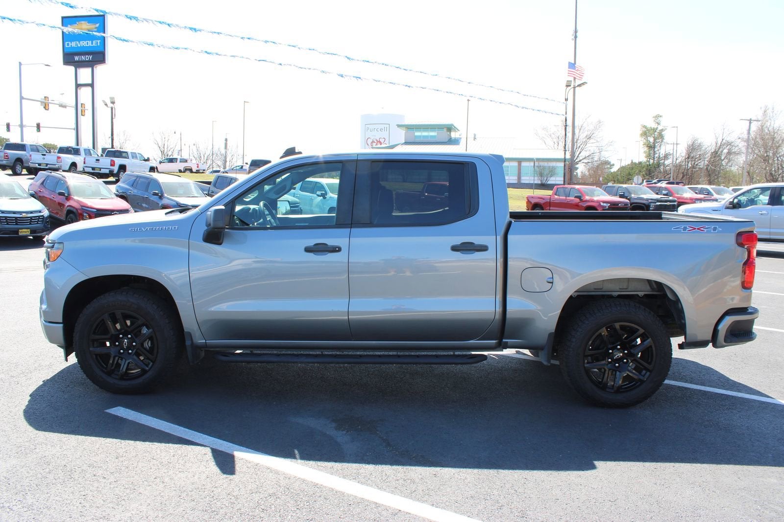 2023 Chevrolet Silverado 1500 Custom