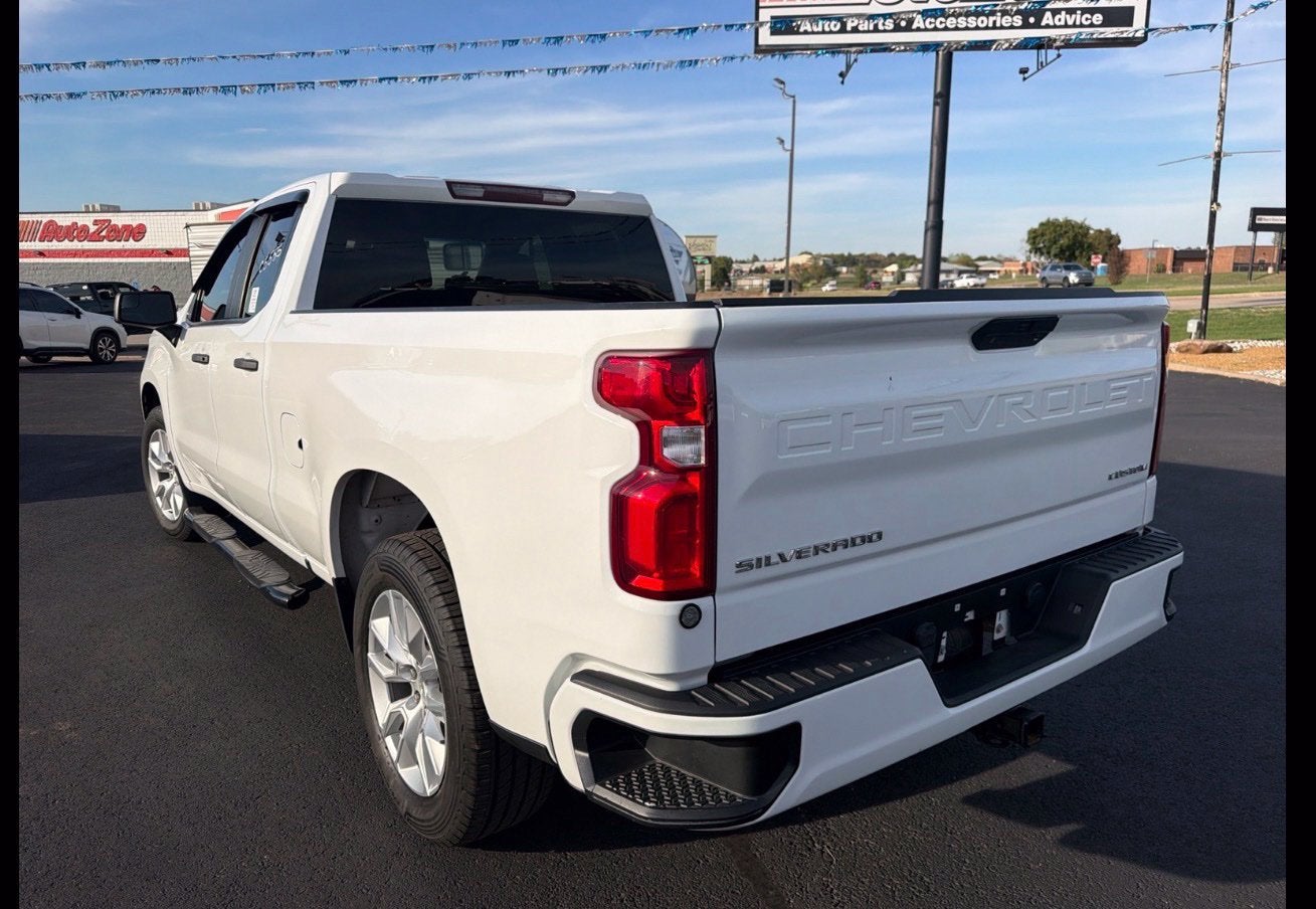 2021 Chevrolet Silverado 1500 Custom