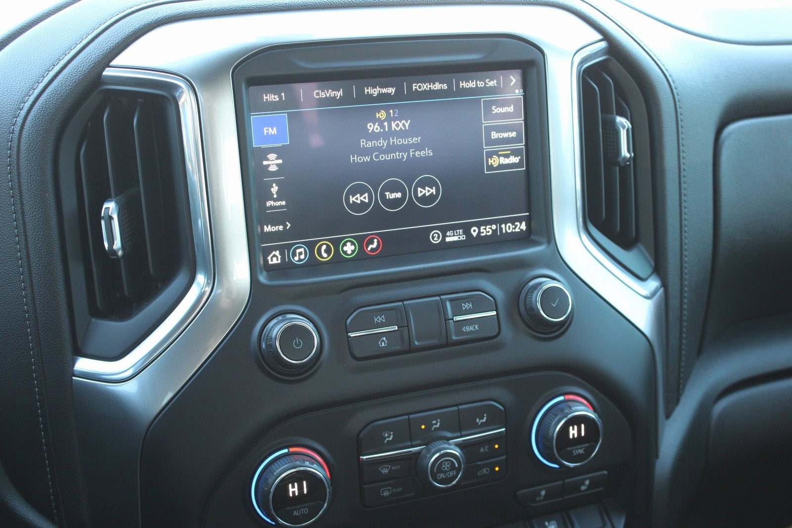 2020 Chevrolet Silverado 1500 RST