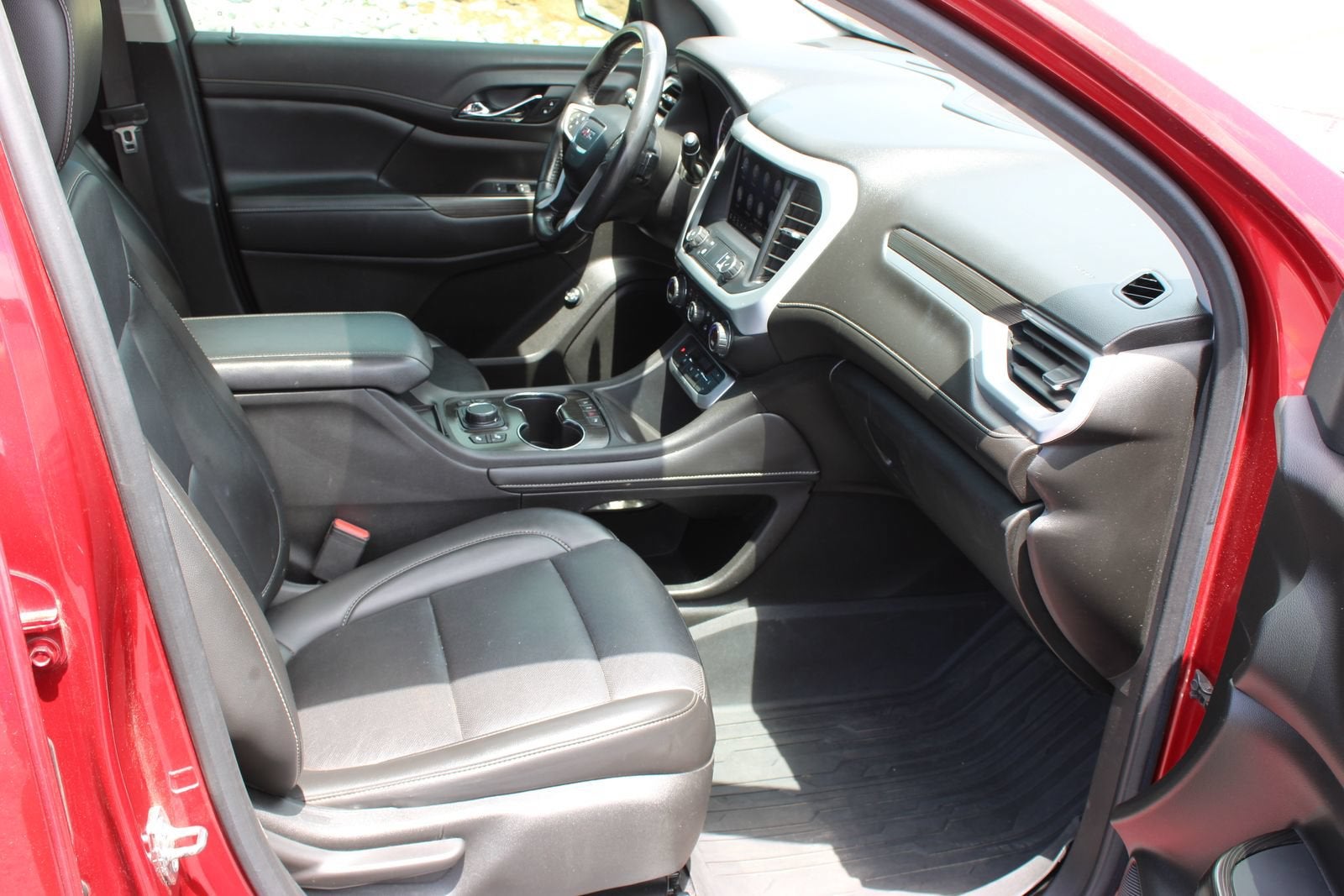 2021 GMC Acadia SLT