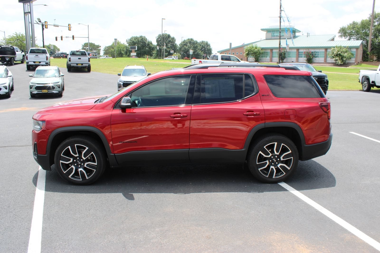2021 GMC Acadia SLT