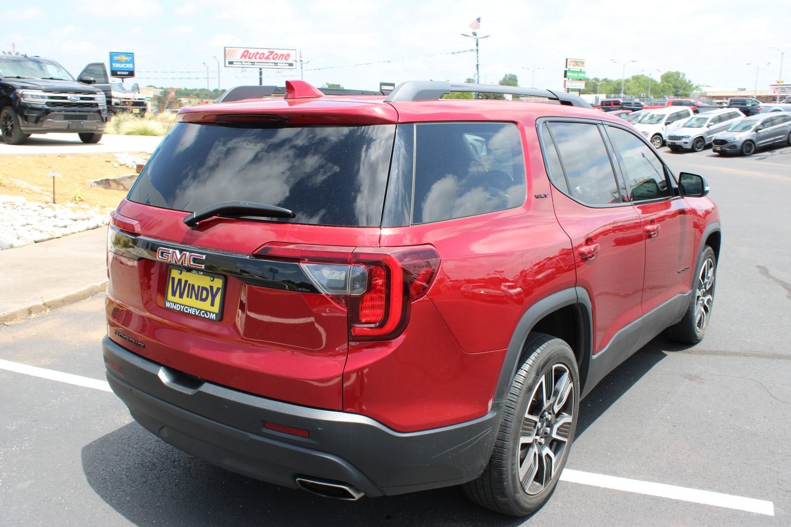 2021 GMC Acadia SLT
