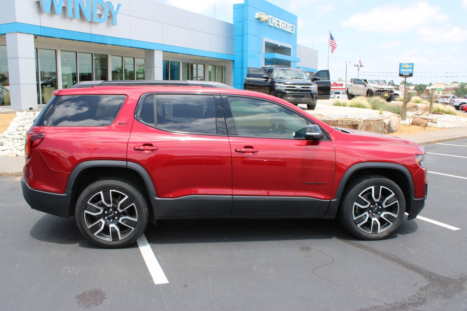2021 GMC Acadia SLT