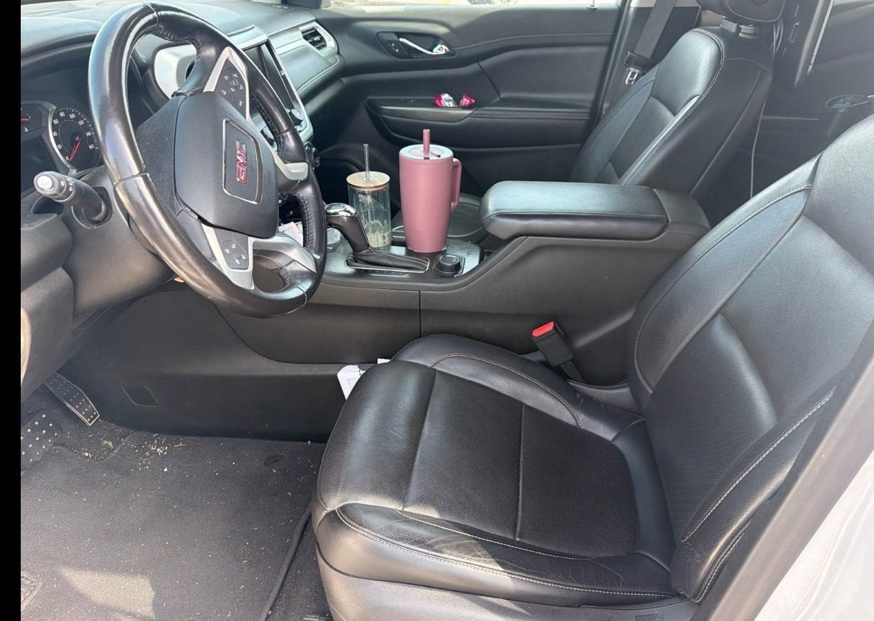 2019 GMC Acadia SLT