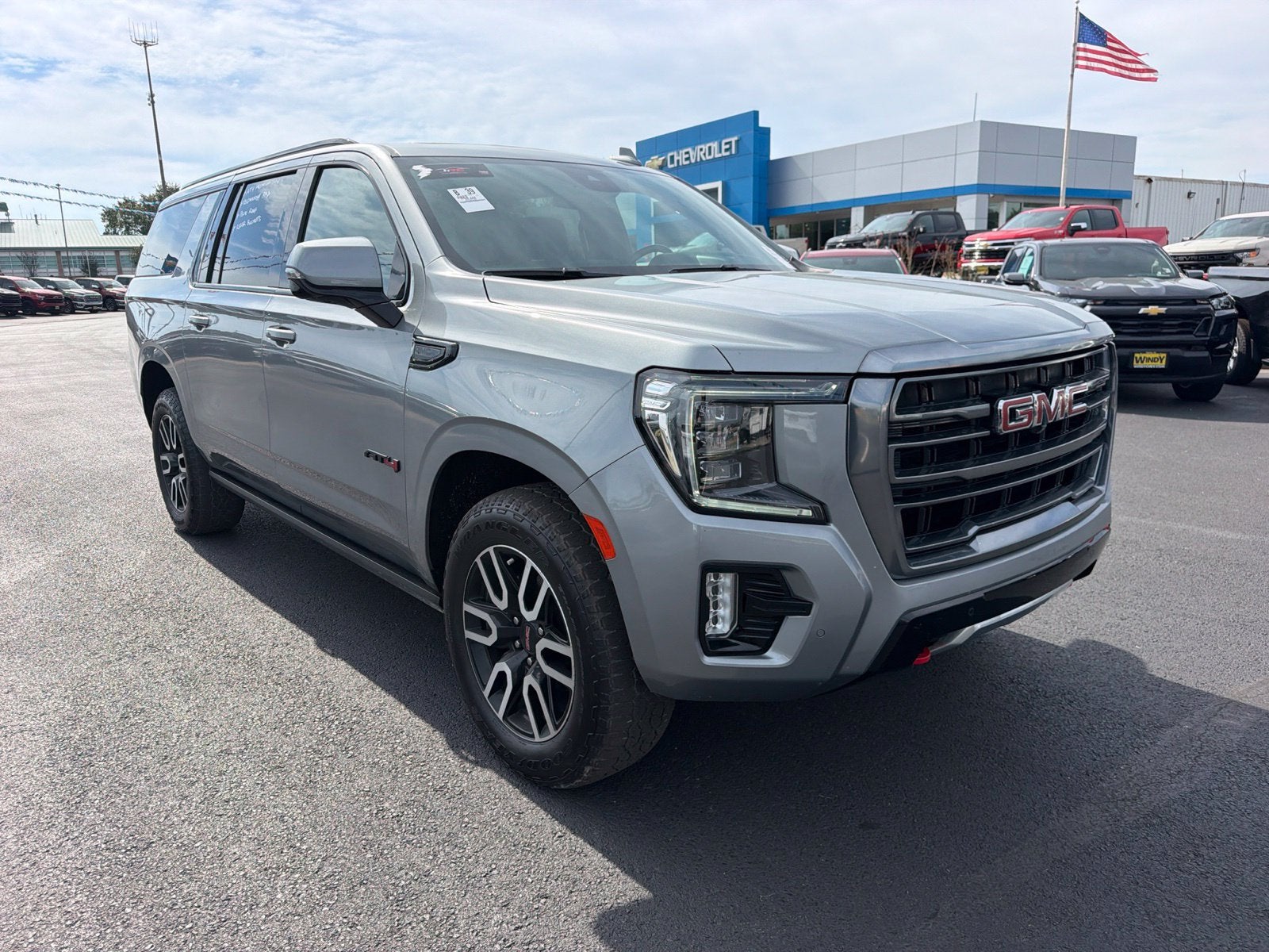 2023 GMC Yukon XL AT4