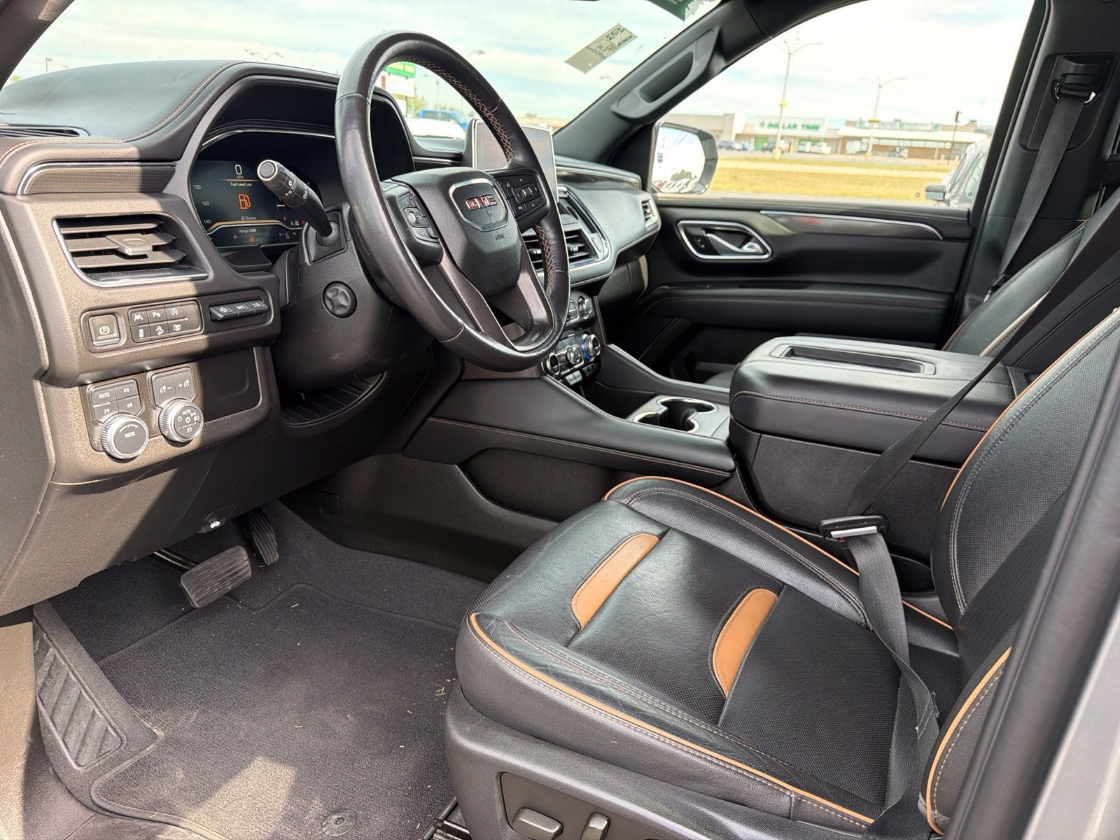 2023 GMC Yukon XL AT4
