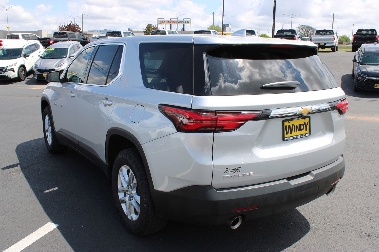 2022 Chevrolet Traverse LS