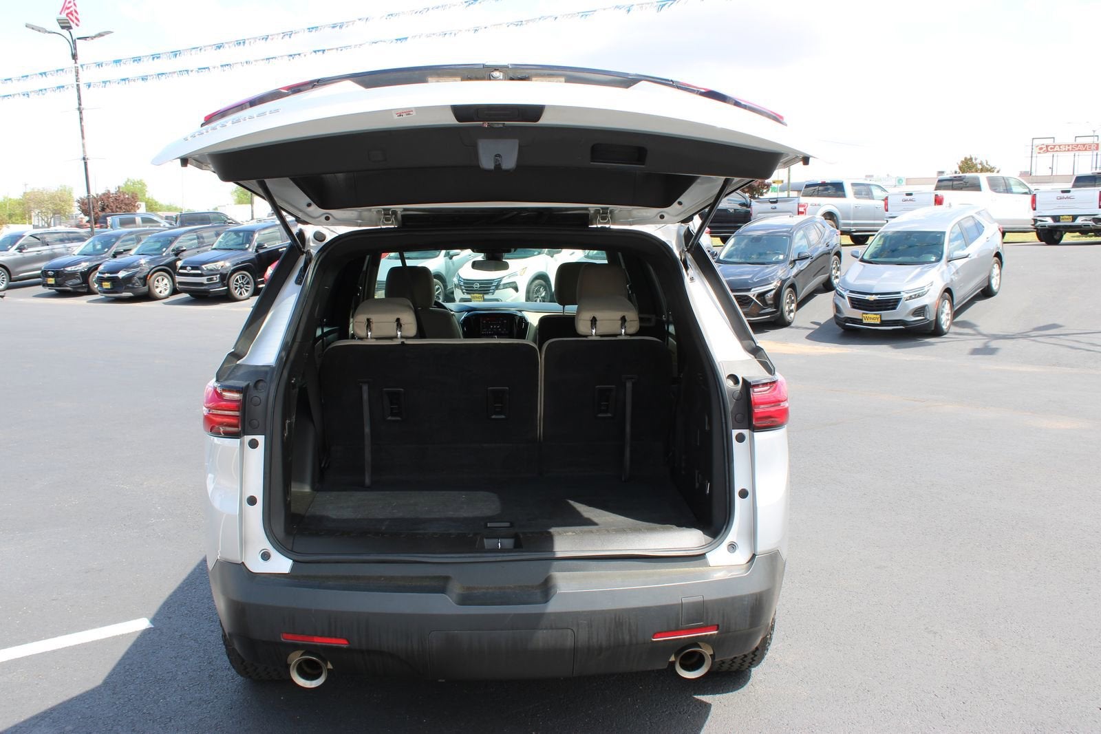 2022 Chevrolet Traverse LS