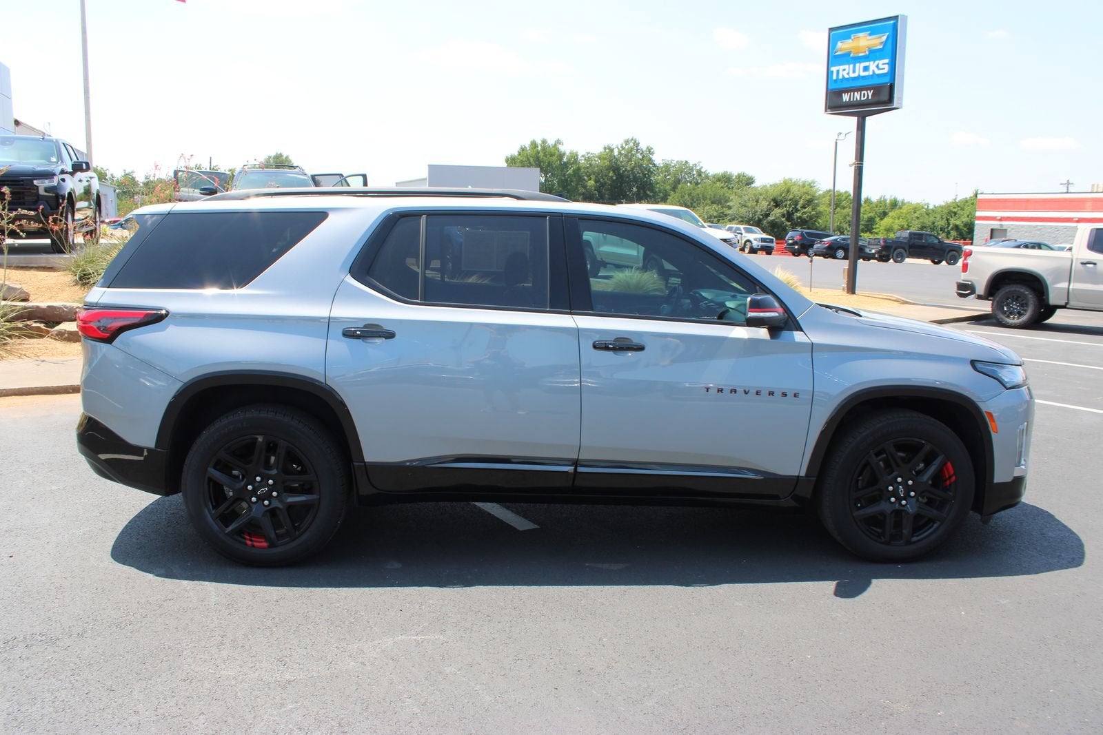 2023 Chevrolet Traverse Premier
