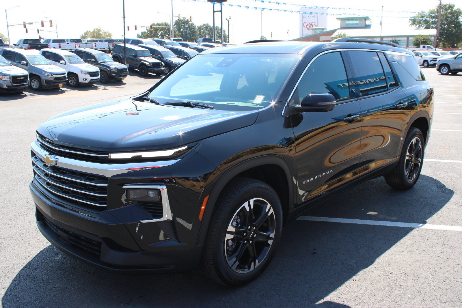 2027 Chevrolet Traverse LT