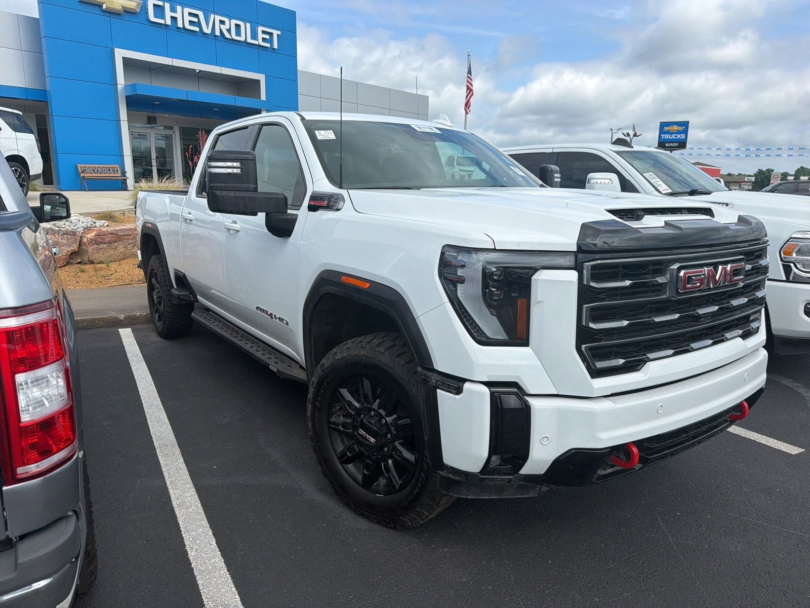 2025 GMC Sierra 4WD Crew Cab Standard Box AT4's photo