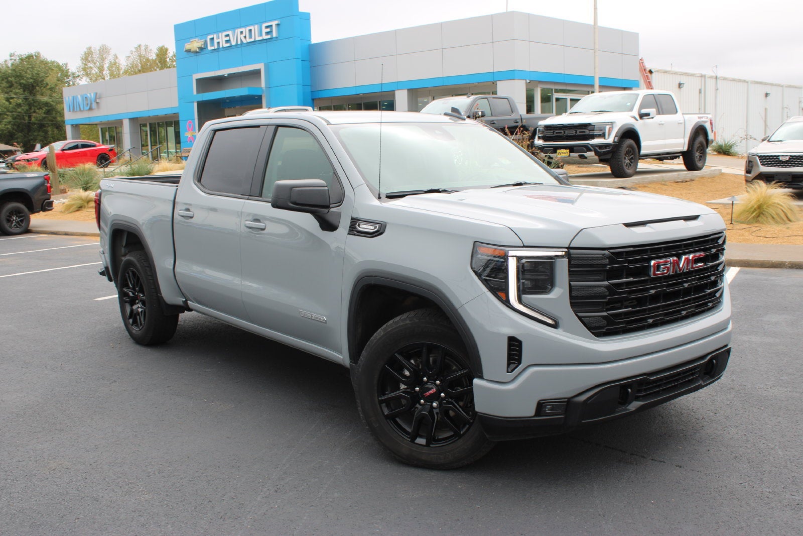 2024 GMC Sierra 1500 Elevation