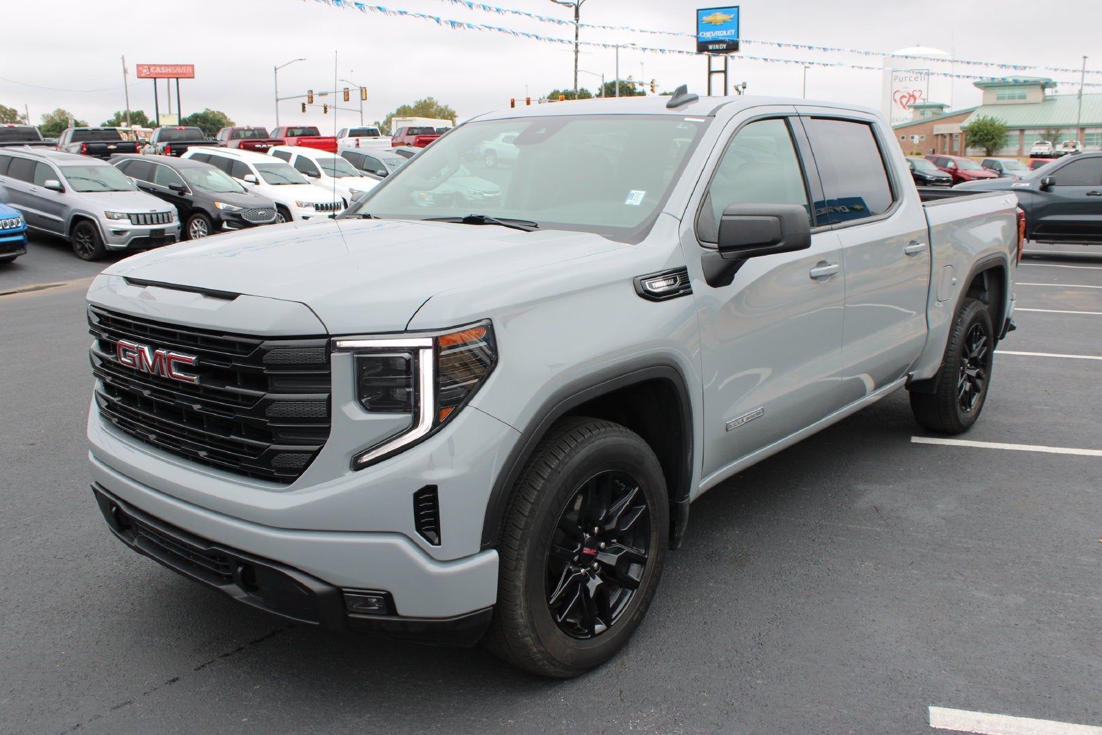 2024 GMC Sierra 1500 Elevation
