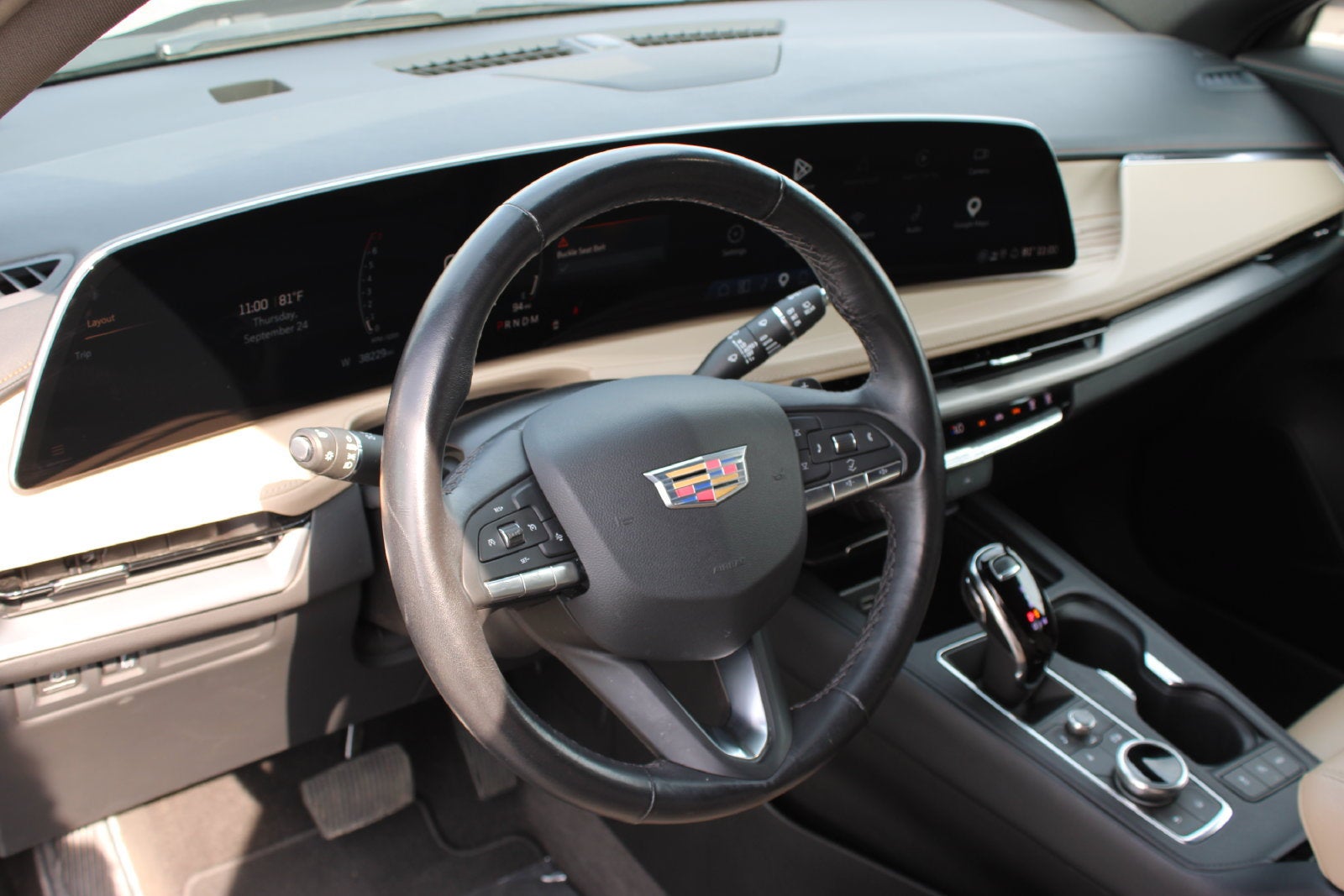 2025 Cadillac XT4 Premium Luxury