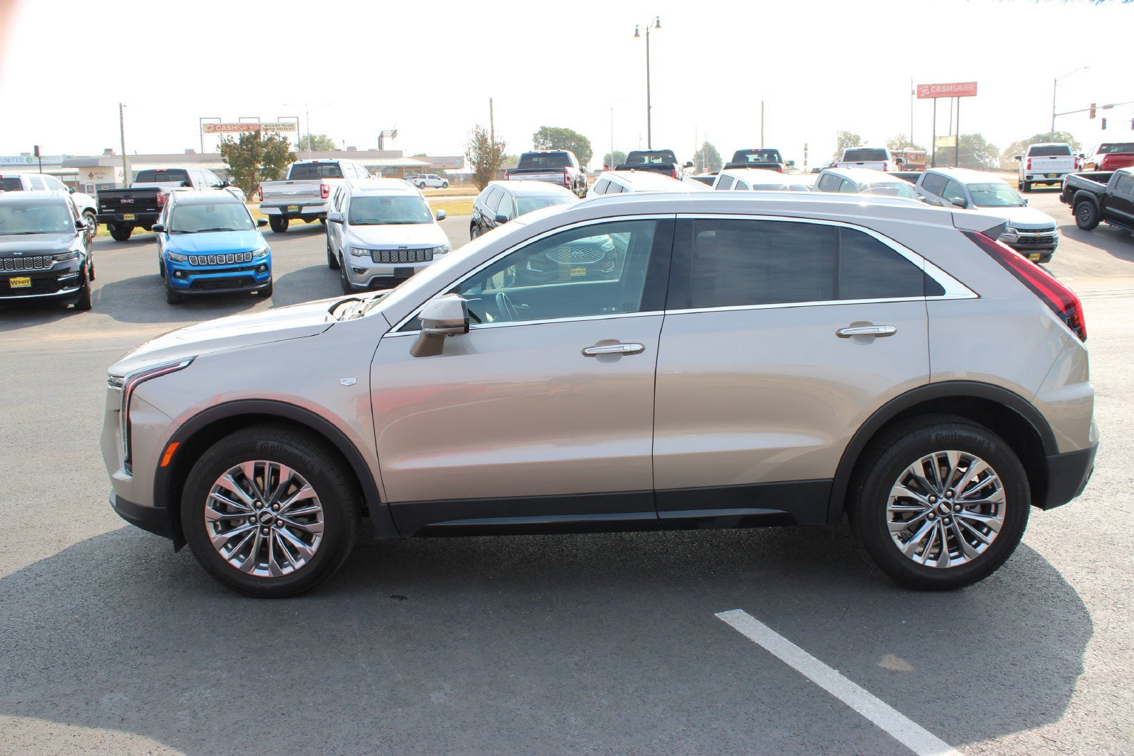 2025 Cadillac XT4 Premium Luxury
