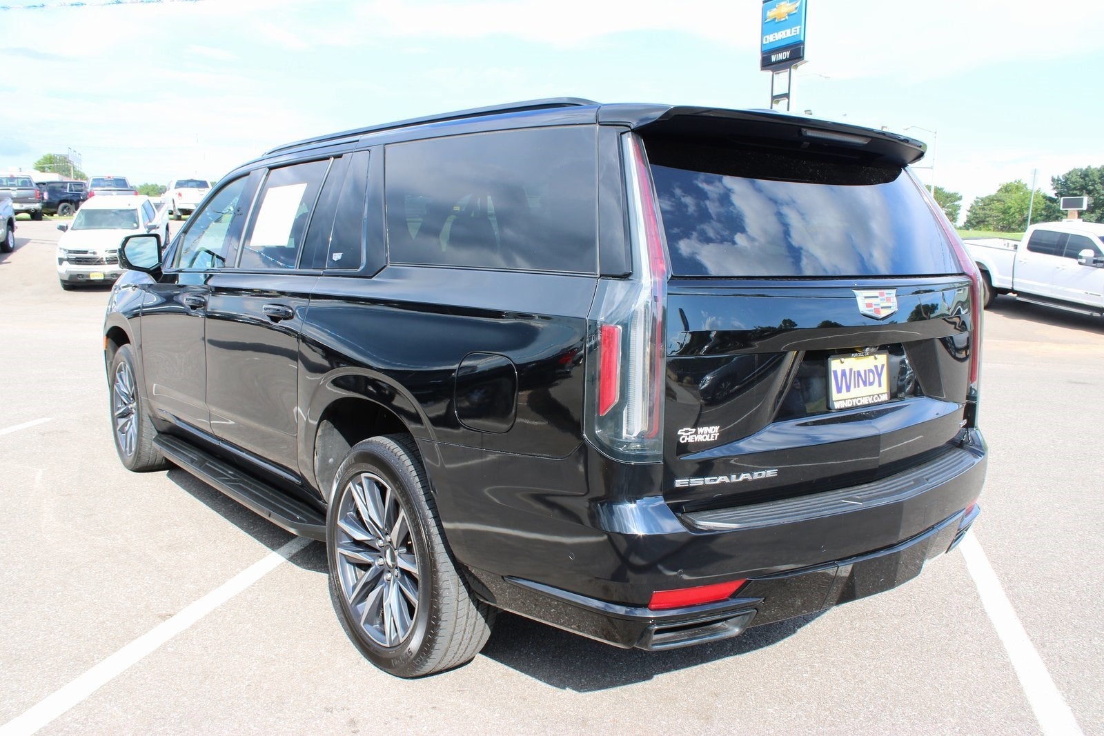 2023 Cadillac Escalade ESV Sport