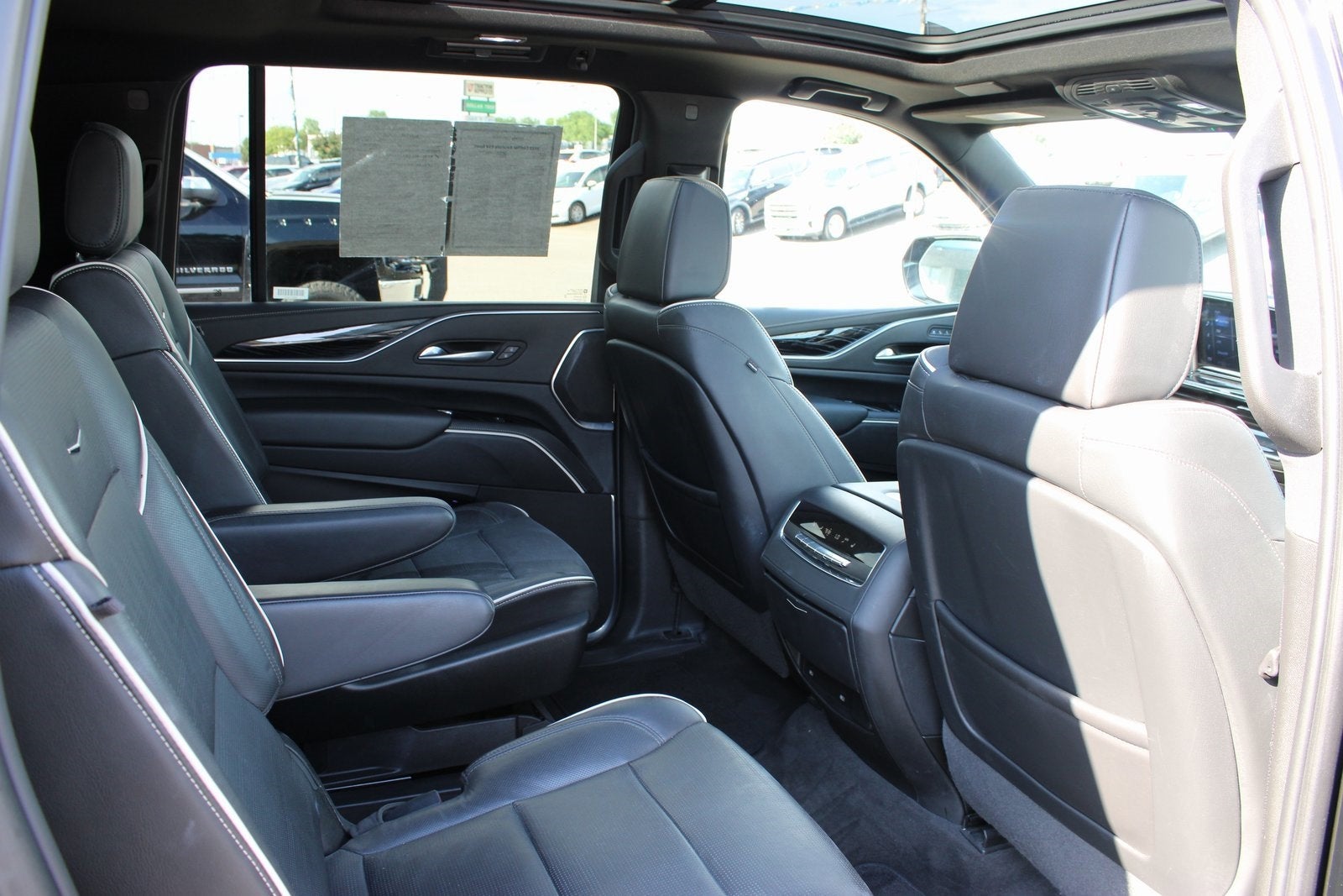 2023 Cadillac Escalade ESV Sport