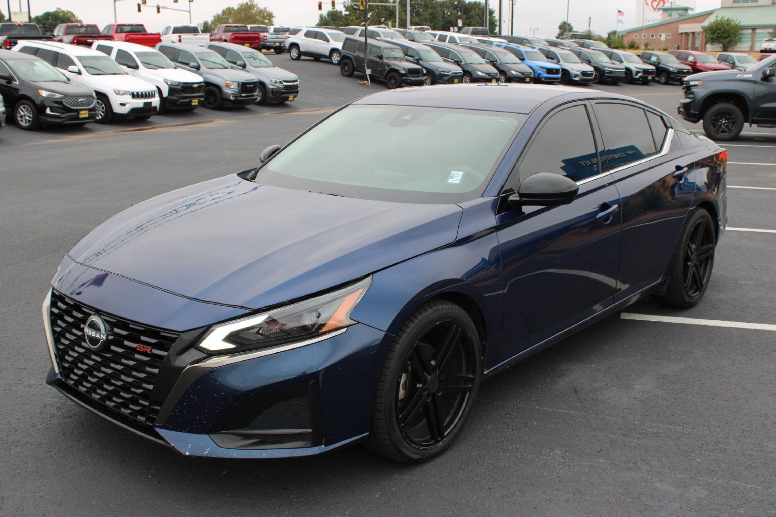 2023 Nissan Altima 2.5 SR