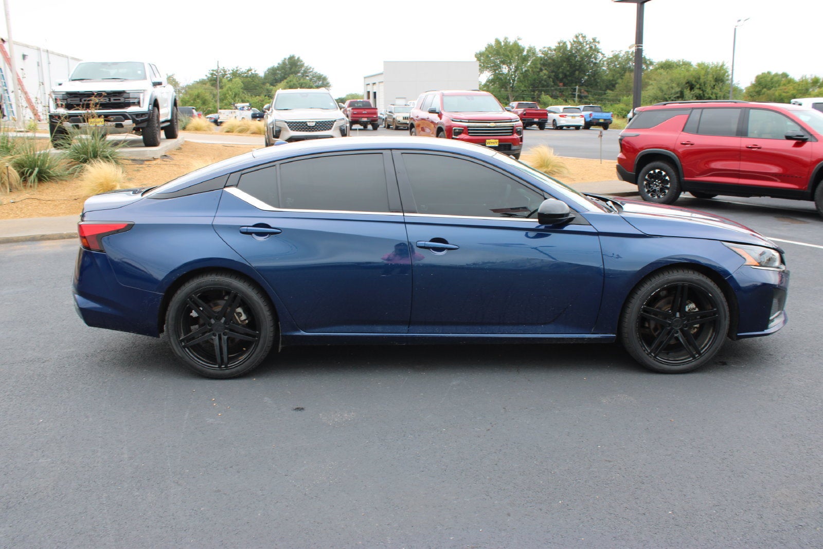2023 Nissan Altima 2.5 SR
