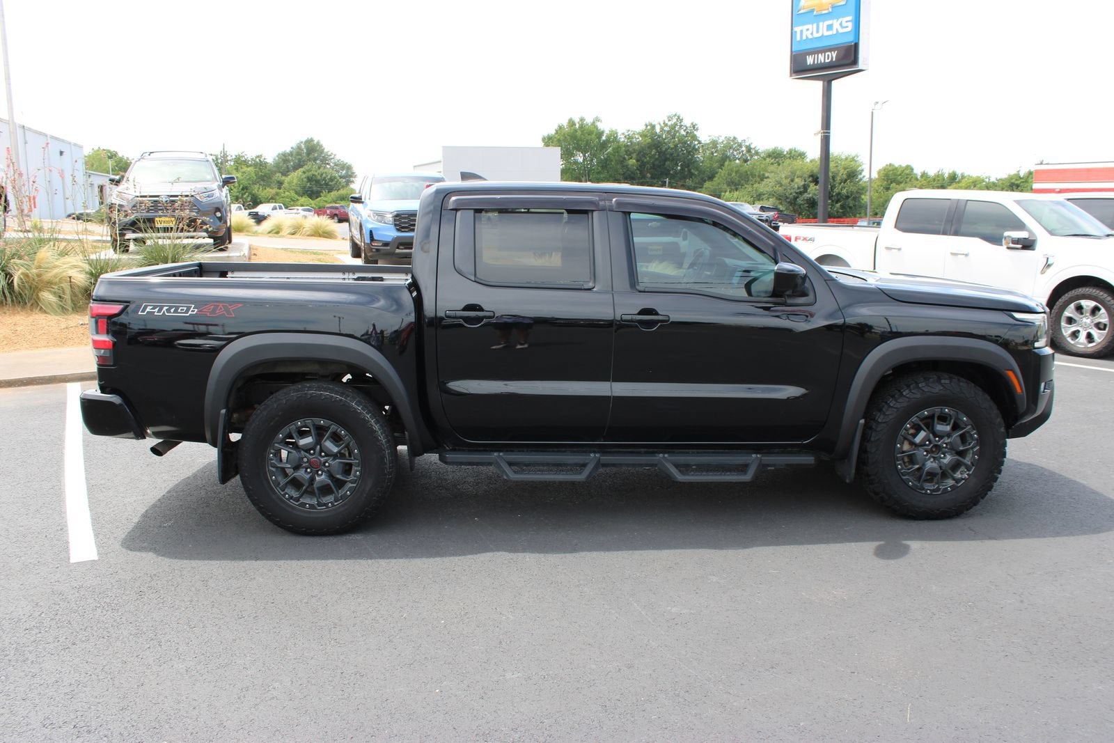 2023 Nissan Frontier PRO-4X