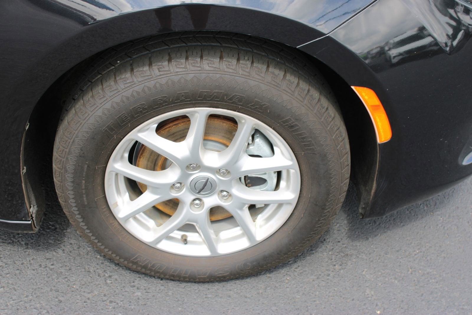 2022 Chrysler Voyager LX