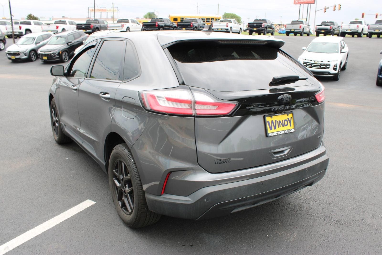 2022 Ford Edge SE